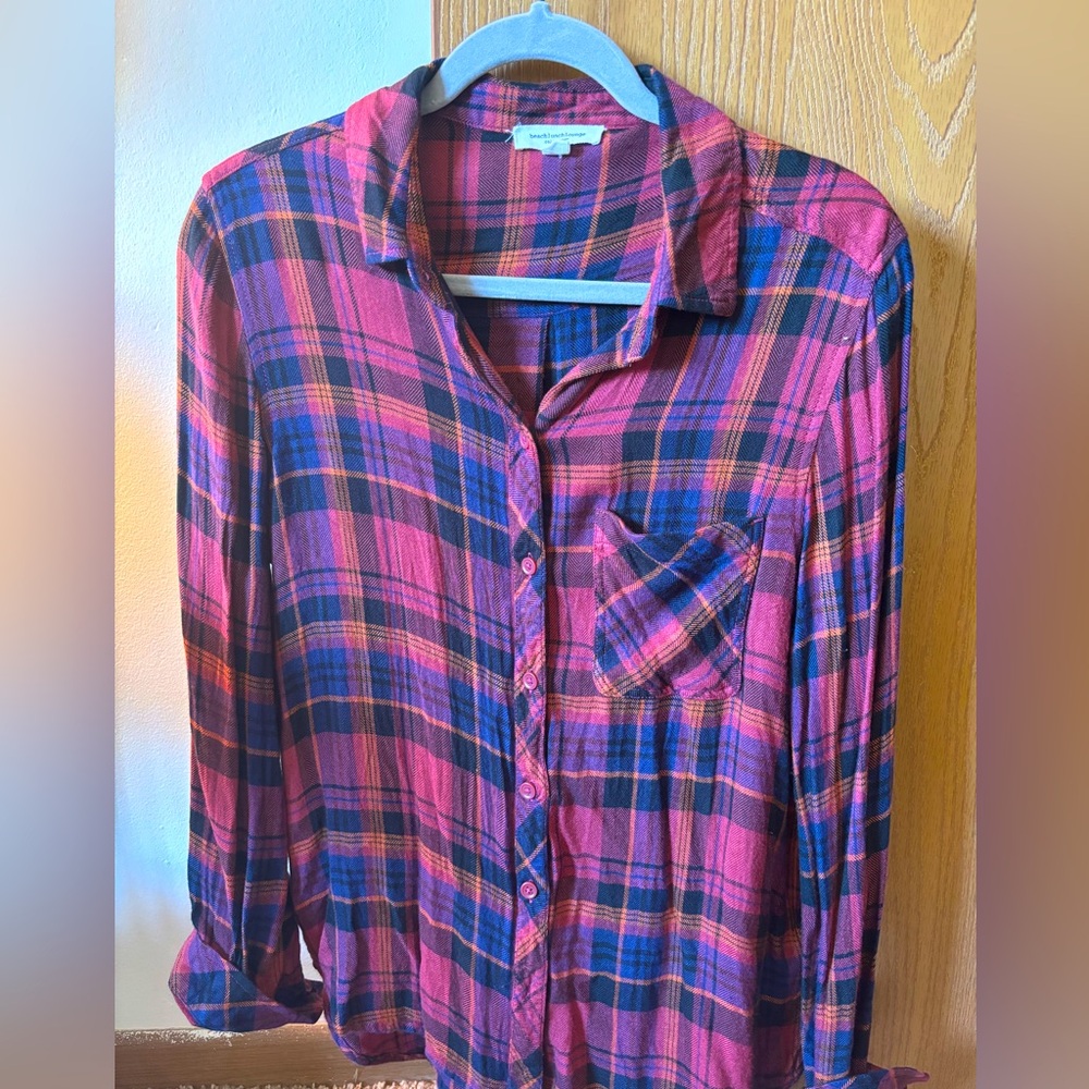 Beachlunchlounge flannel - size medium (Women’s)